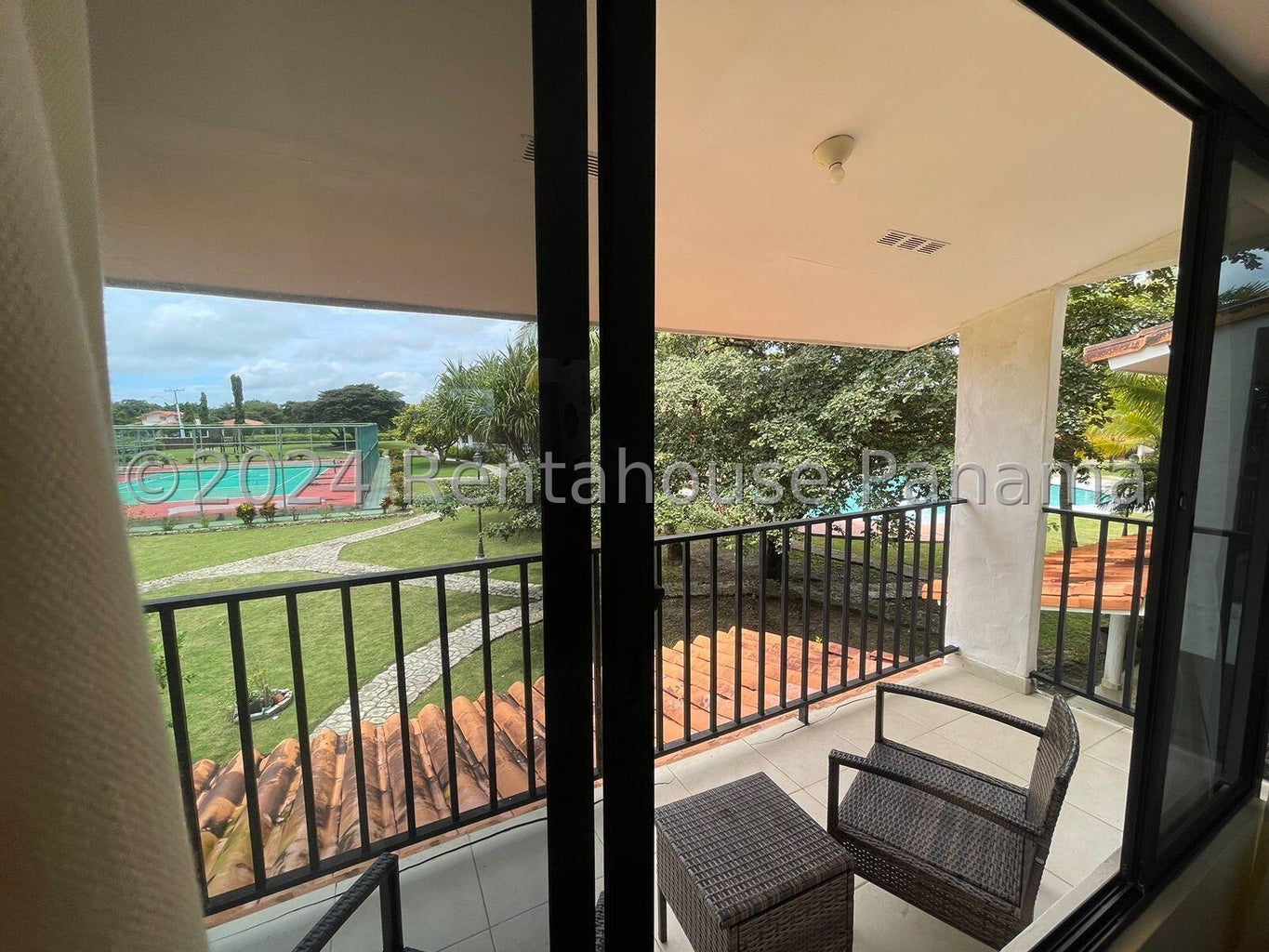 Exclusive brand new apartment